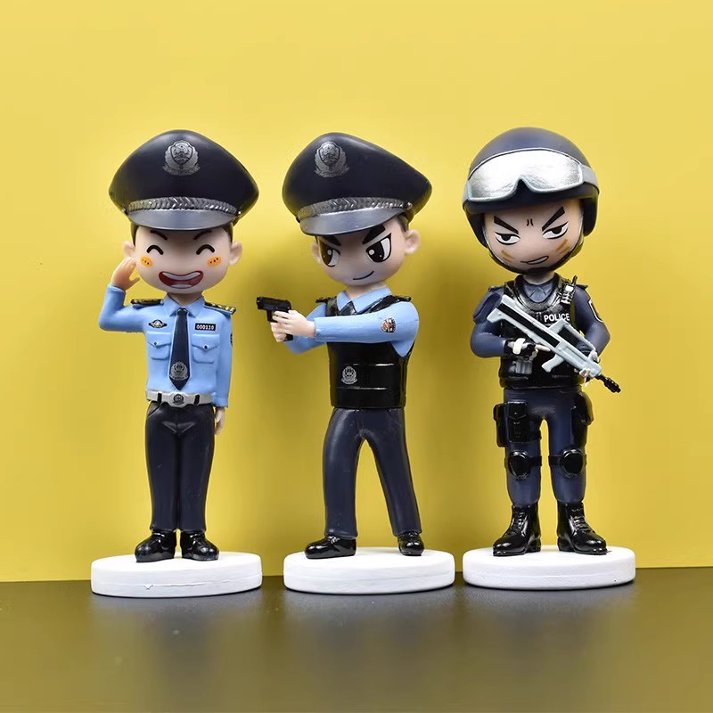 警察公仔-手办交警公仔模型人偶玩偶礼物公安汽车车载摆件